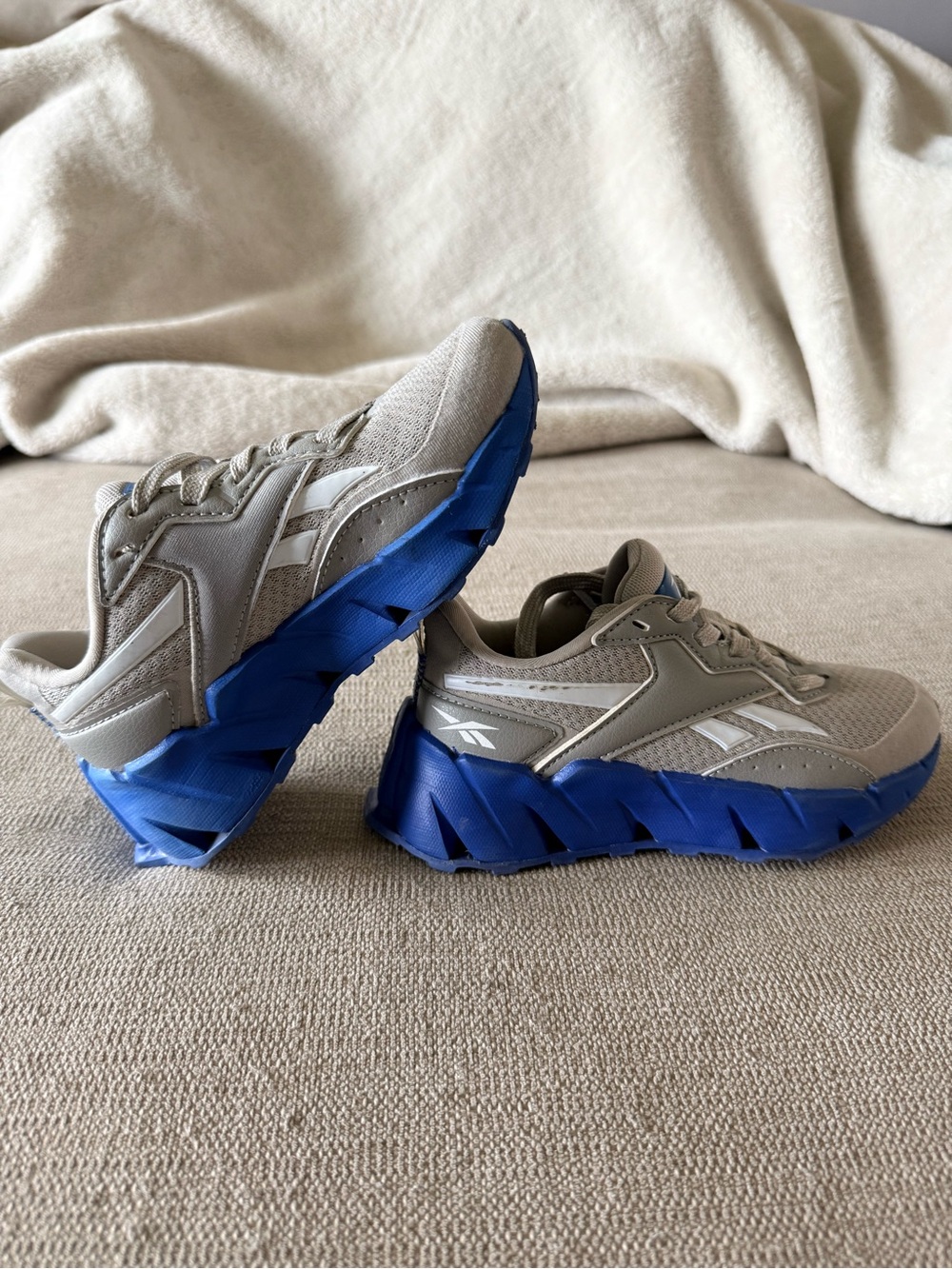 Reebok Kids Beige and Blue Chunky Sole Sneakers